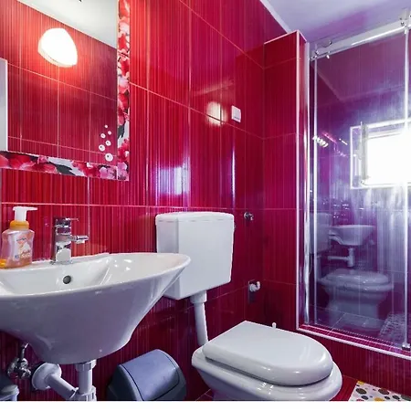 Slavija Apartmán *